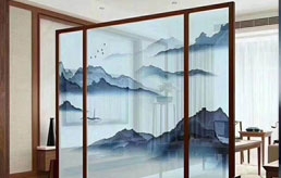 圖片名稱：夾絲玻璃
點(diǎn)擊次數(shù)：2596次